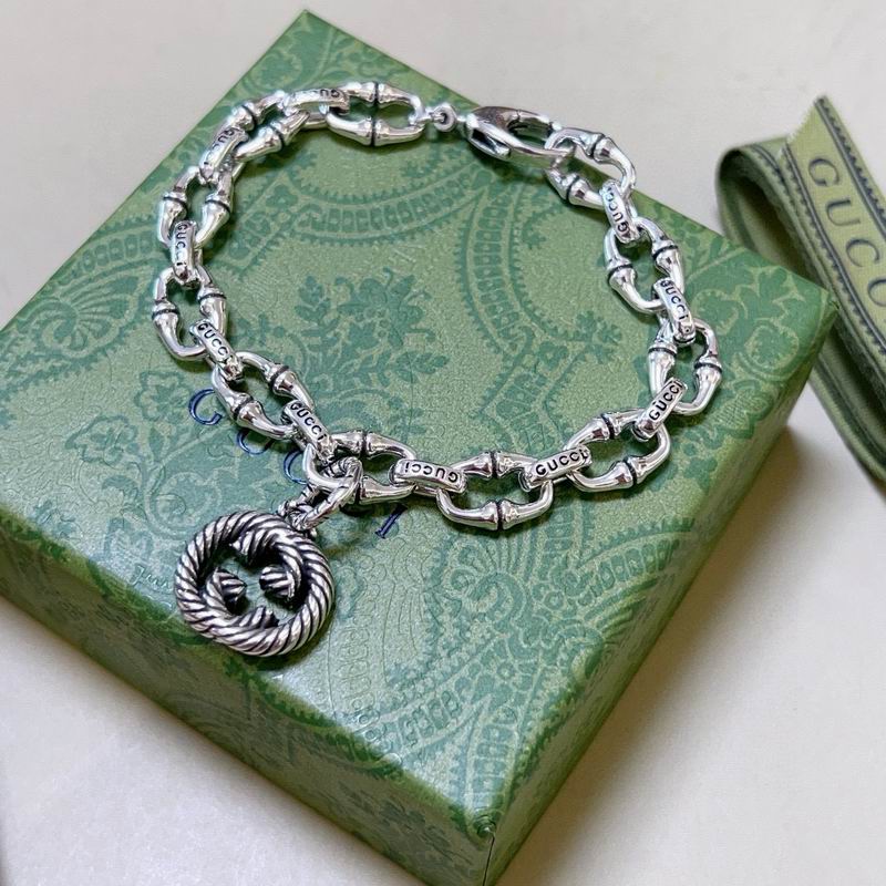 Gucci Bracelet 10yxx76
